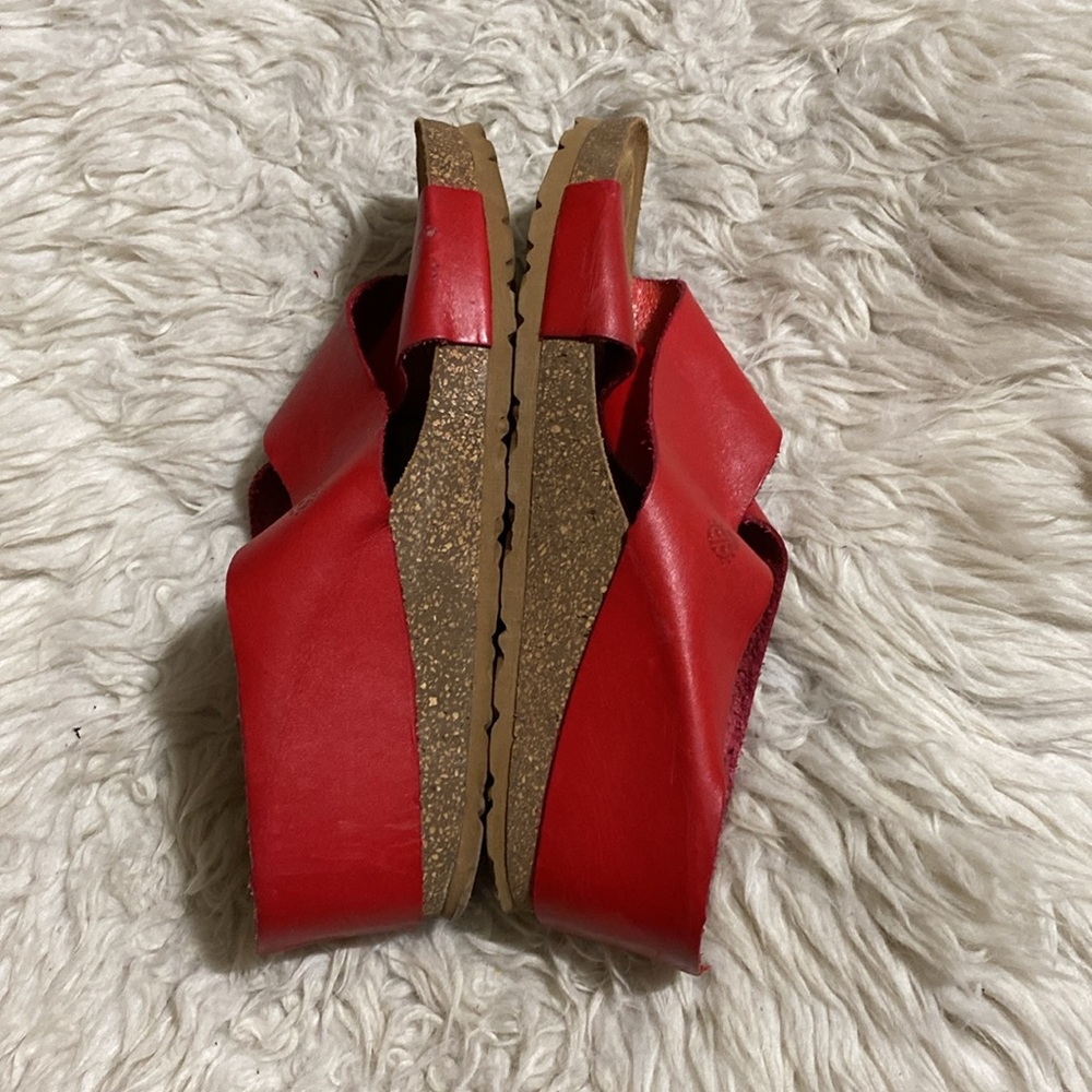 Yokono Candela Red Leather Criss Cross Cork‎ Wedge Slip on Sandals
WMs 9US 40EU - Picture 2 of 10
